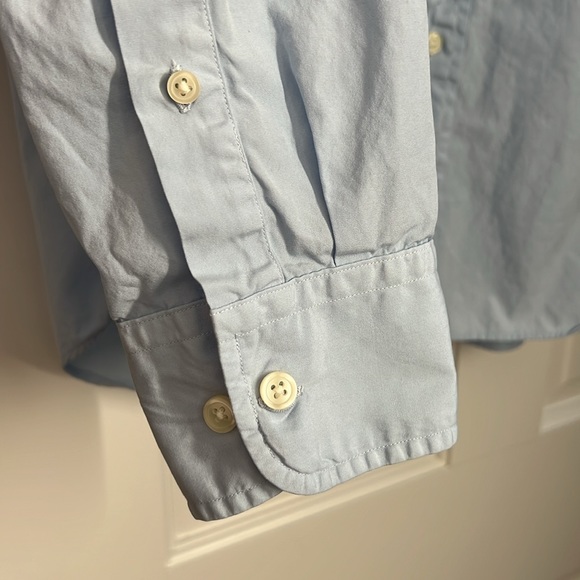 EUC J Crew light blue button shirt. Men’s Large - Picture 4 of 6
